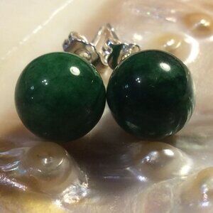 100 % Natural Green Emerald Jade Gemstone  925 Sterling Silver Stud  SG-0003